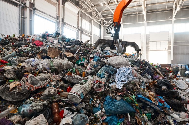 rifiuti in un'industria