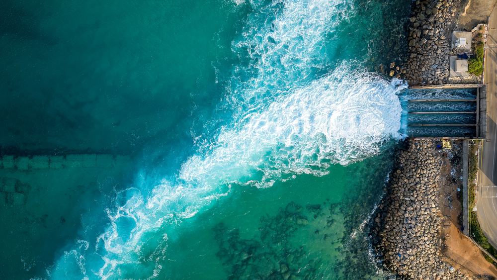 Il magnesio si recupera dall'acqua di mare