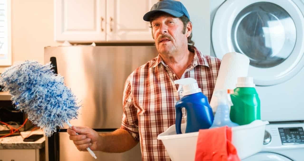 Il riciclo dei flaconi del detersivo è un'attività molto preziosa per quanto riguarda l'economia (domestica) circolare. Scopri come trasformare i prodotti usati!