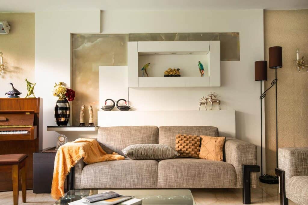Dai divani alle lampade, passando per scaffali e armadi: ecco alcuni dei migliori esempi di mobili sostenibili attualmente disponibili per la tua casa.