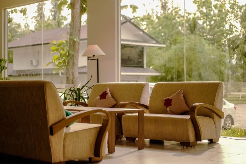 Scopri qui gli esempi più interessanti di mobili sostenibili disponibili sul mercato e che puoi acquistare per arredare con stile la tua casa.