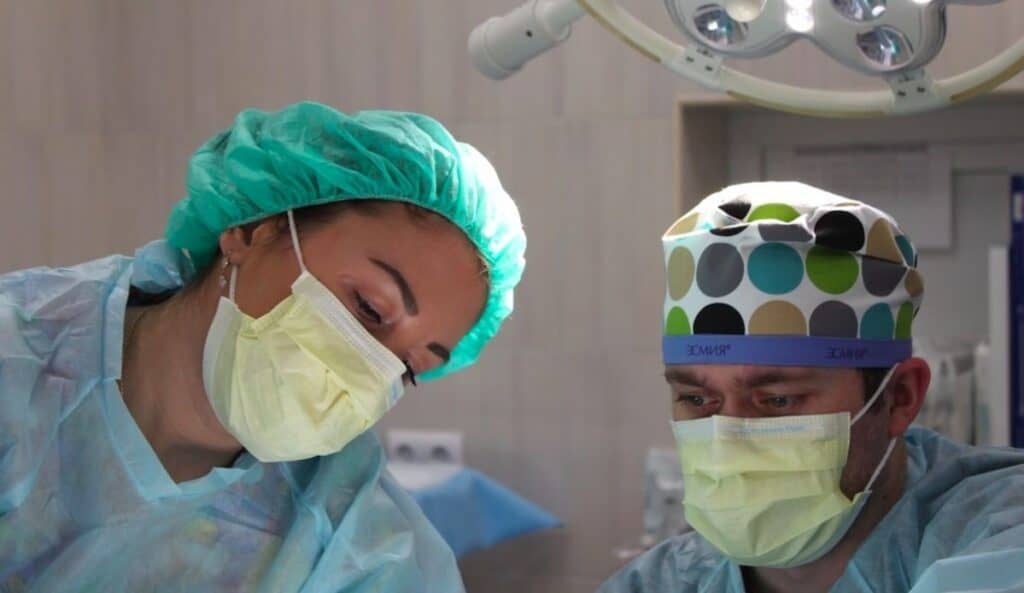 Ecco tutto quello che c'è da sapere sulle soluzioni di "anestesia verde" per i pazienti che vengono operati.