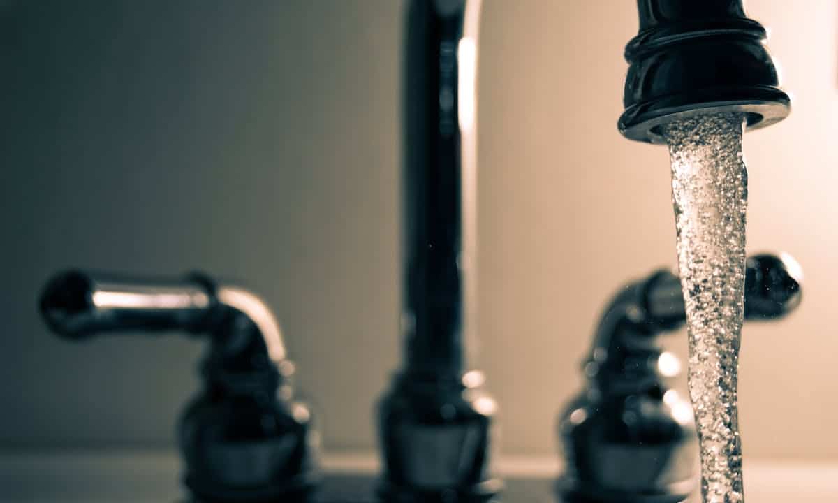 Metalli pesanti: il rubinetto può introdurli in casa
