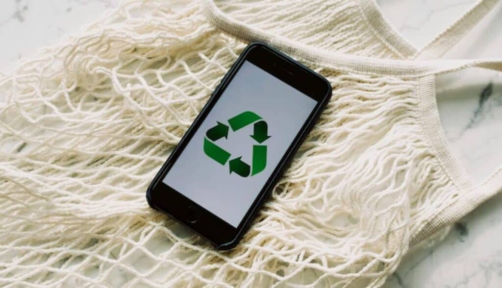 Alcune aziende italiane stanno iniziando a sviluppare dei cestini per il riciclaggio basati sull'IA: ecco come funzionano esattamente.