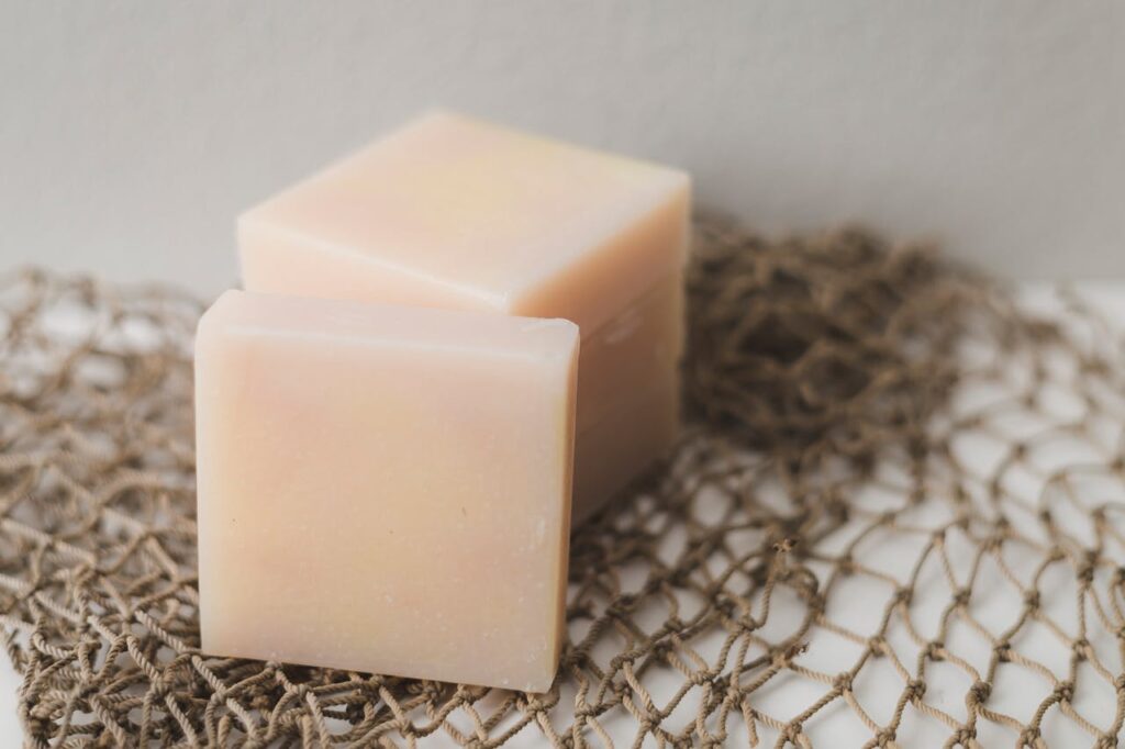 Cosmetici solidi: un sapone in fette