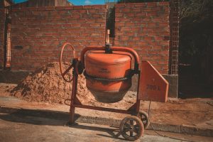 Cemento verde: una betoniera in cantiere