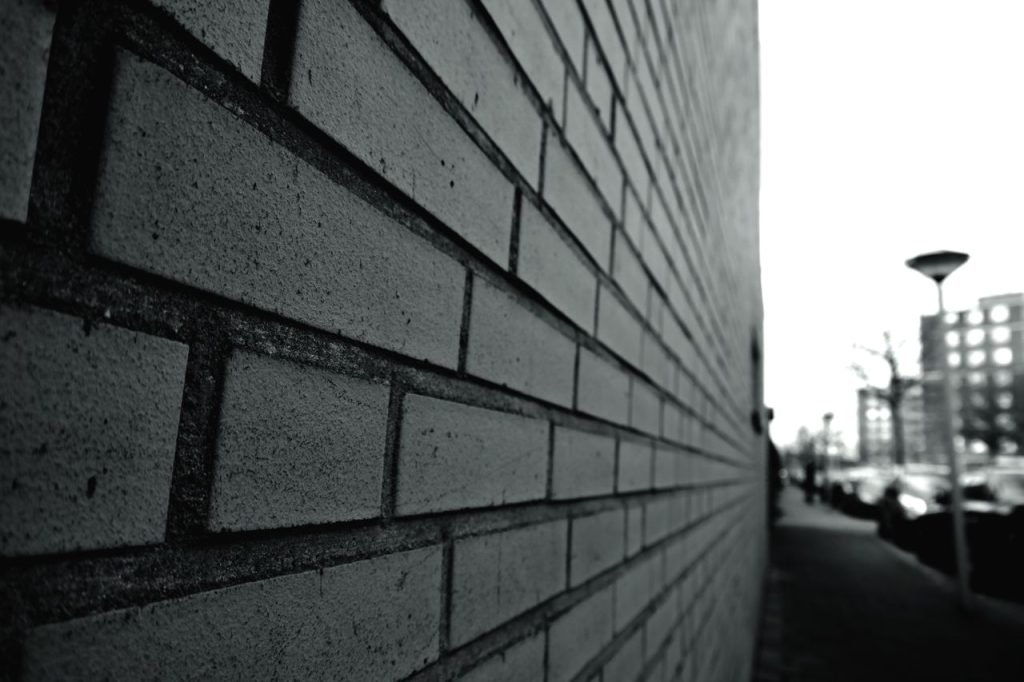 Idro-ceramica: muri in città