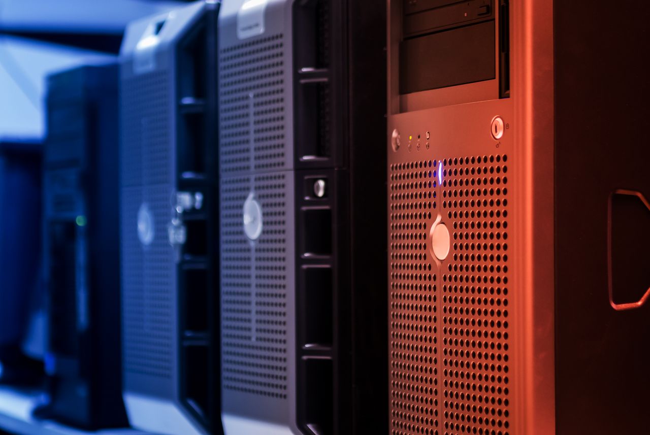 Intelligenza artificiale: una sala server